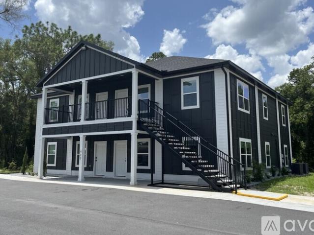 Apartment for rent in Lake City