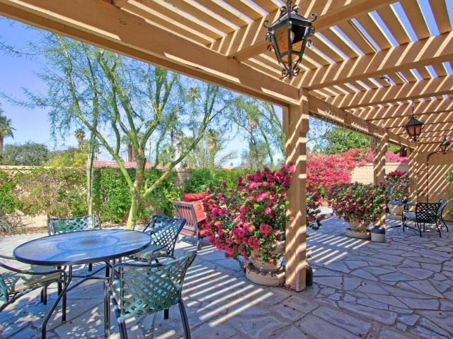 Apartment for rent in Palm Desert, California