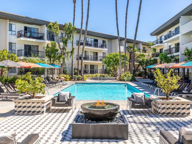 Apartment for rent in Sherman Oaks Neighborhood Council District, Canoga Park