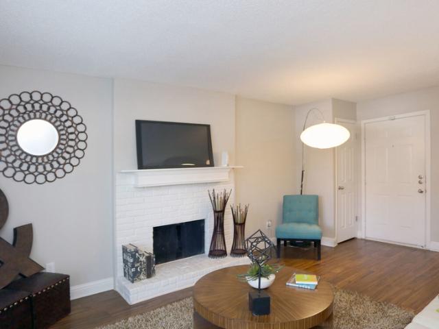 Apartment for rent in Addison
