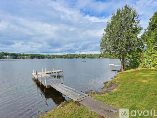 Apartment for rent in Bellingham, Massachusetts