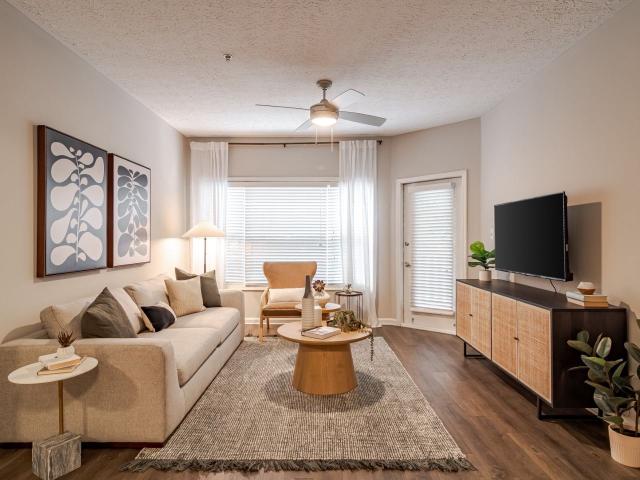 Apartment for rent in Stonewall, Vinings