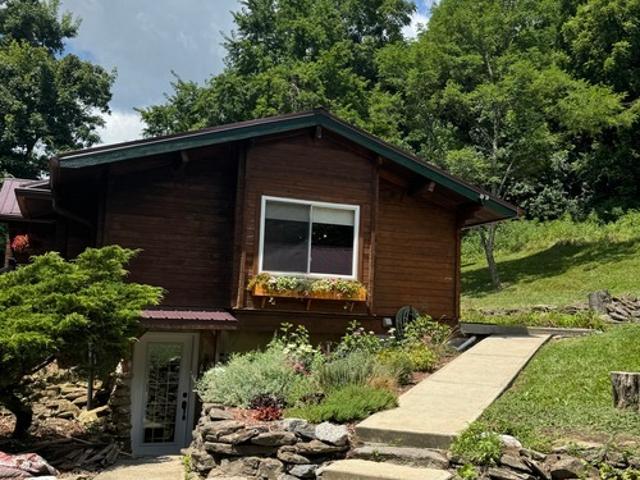 Apartment for rent in Burlington, Kentucky