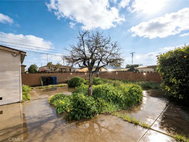 Apartment for rent in Montclair, California