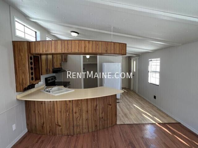 Apartment for rent in Milford, Maine