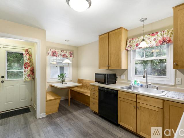 Apartment for rent in West Side, Ramsey