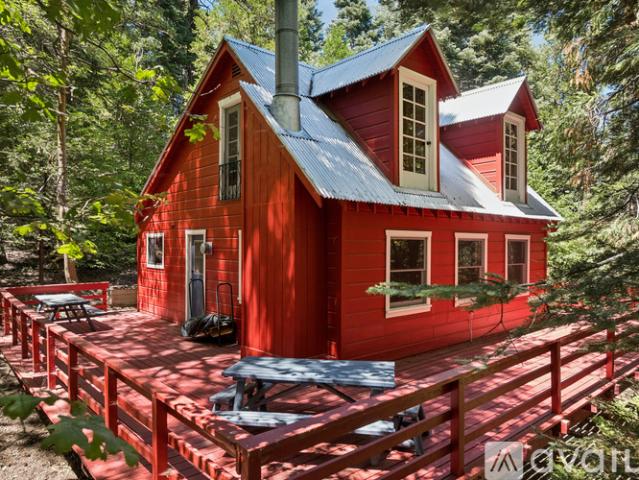 Apartment for rent in Blue Jay, California