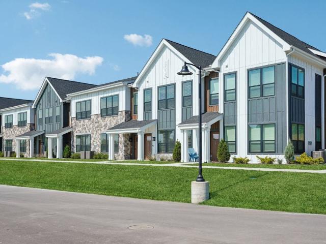 Apartment for rent in Hartland, Wisconsin