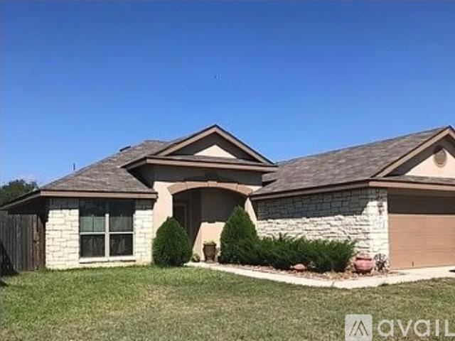 Apartment for rent in Elmendorf, Texas