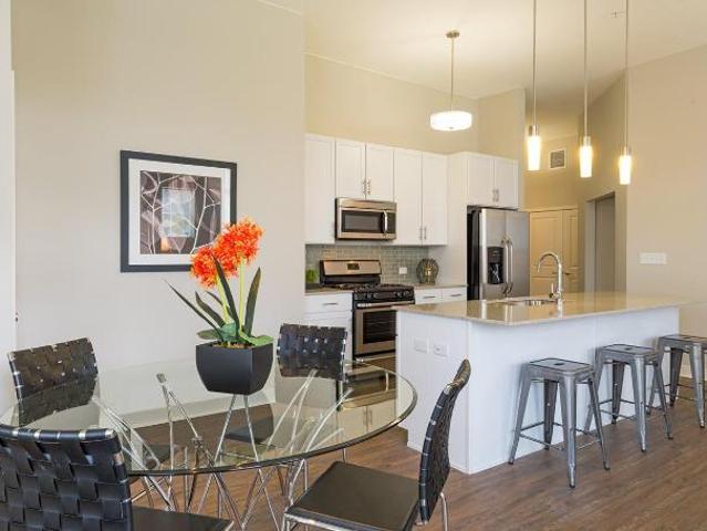 Apartment for rent in Elmhurst