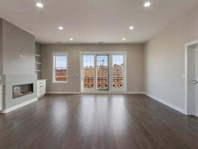 Apartment for rent in Chicago Park, Illinois