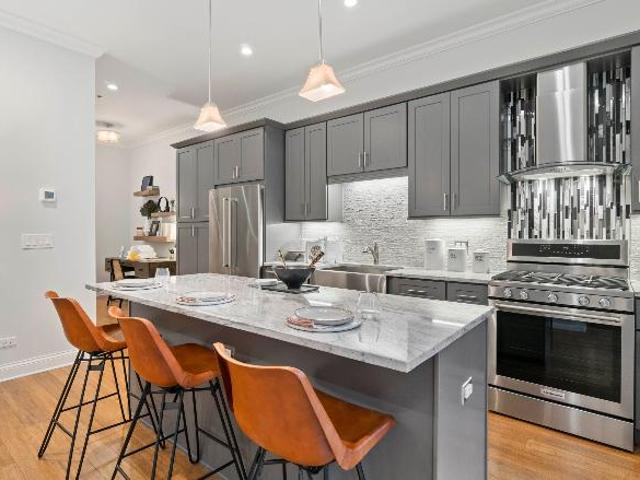 Condo for rent in Chicago Park, Illinois