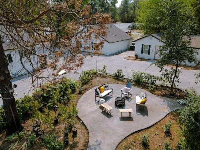 Condo for rent in Shasta, California