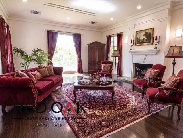 Condo for rent in Canoga Park, California