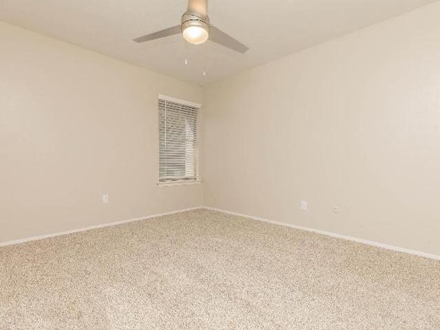 Condo for rent in Irving