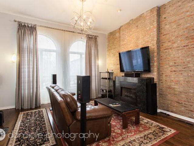 Condo for rent in Chicago Park, Illinois