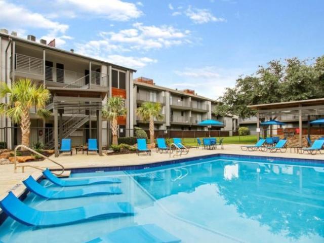 Condo for rent in Irving