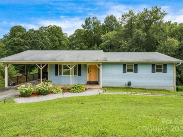 Condo for rent in Horse Shoe, North Carolina