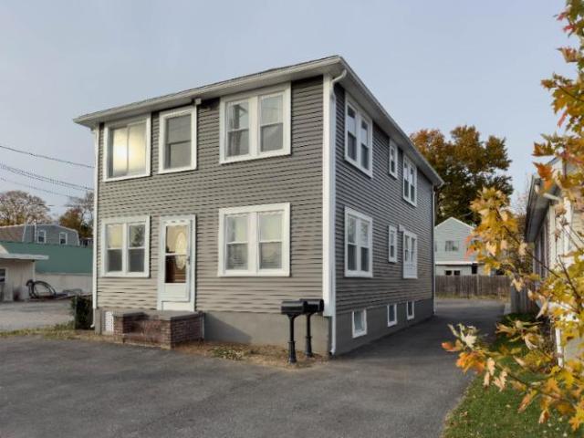 Condo for rent in Barrington, Rhode Island