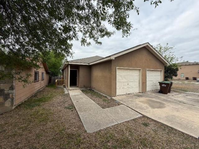 Condo for rent in Leesville, Texas
