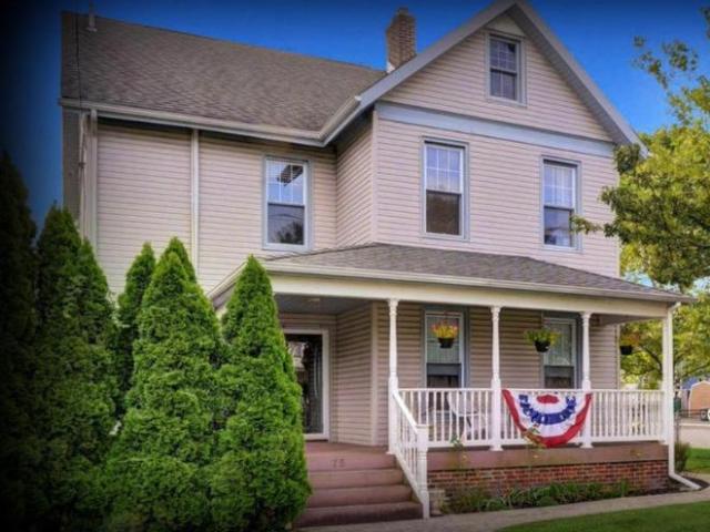 Condo for rent in Keyport