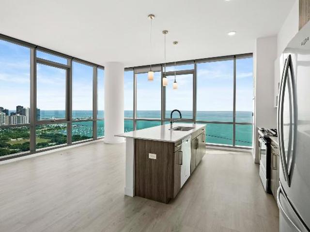 Condo for rent in Chicago Park, Illinois