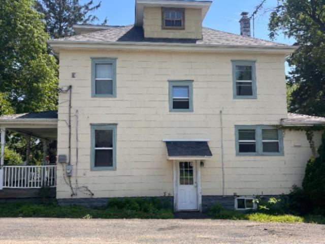 House for rent in Levittown