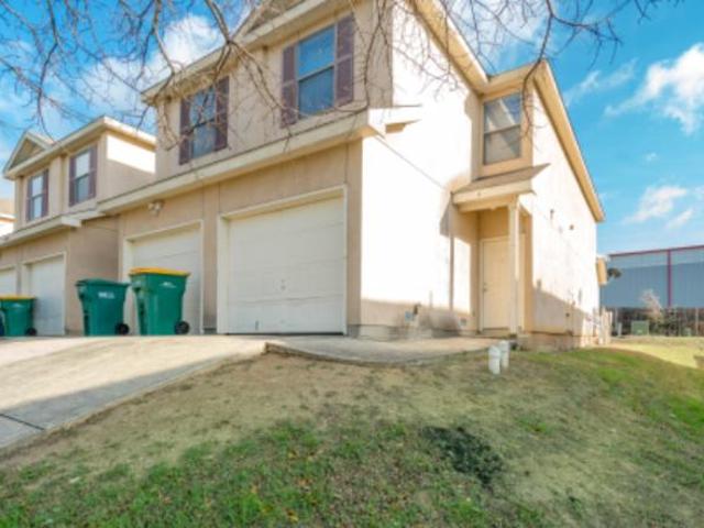 House for rent in Universal City
