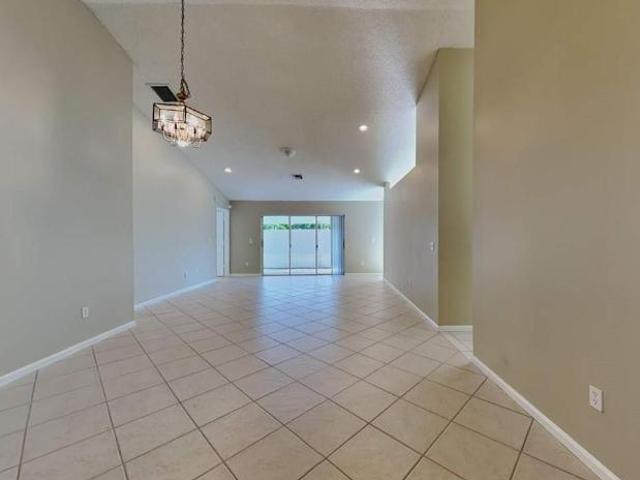 House for rent in Wellington