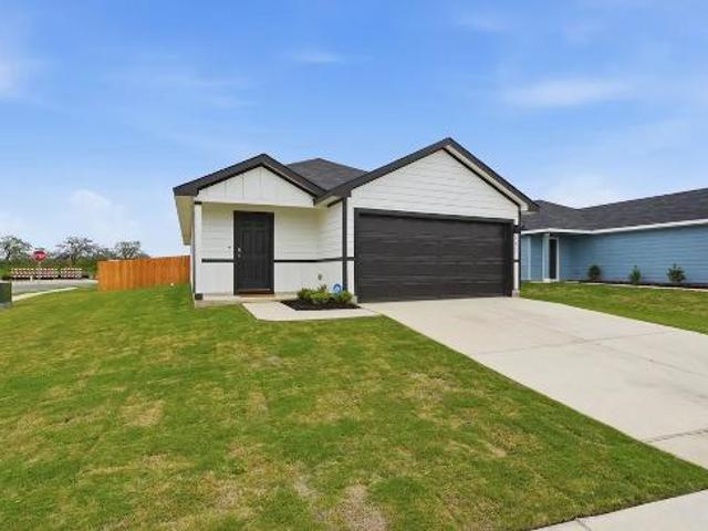 House for rent in Luling, Texas