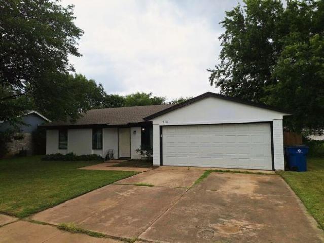 House for rent in Crowley House for rent in Crowley