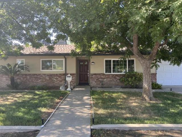 House for rent in Hanford, California