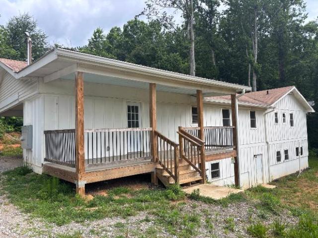 House for rent in Ball Ground, Georgia