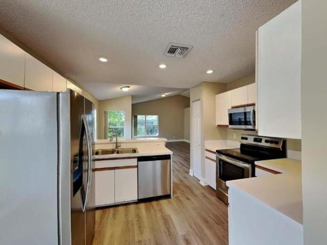 House for rent in Davie