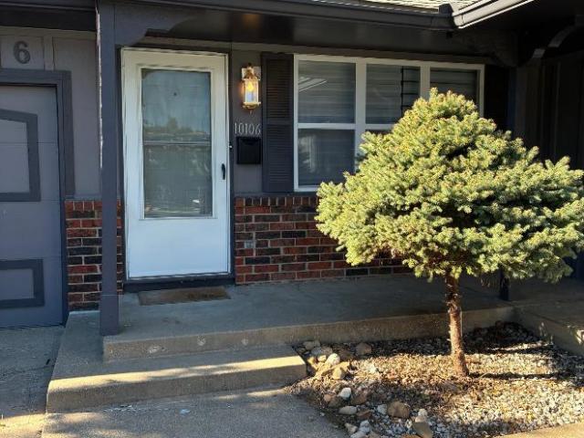 Townhouse for rent in Overland Park, Johnson County