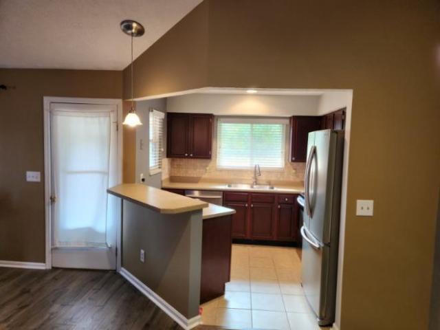 Townhouse for rent in Centerville