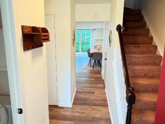 Townhouse for rent in Olney