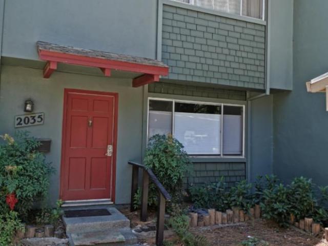 Townhouse for rent in Yolo, California