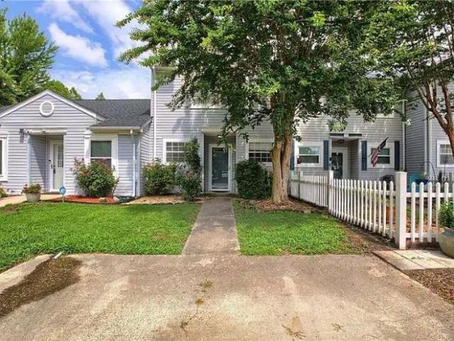 Townhouse for rent in Virginia