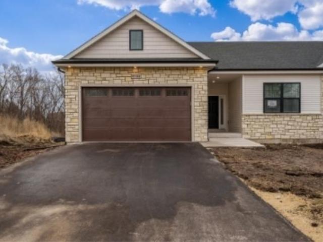 Townhouse for rent in Winnebago, Illinois