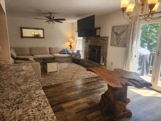 Townhouse for rent in Asheville