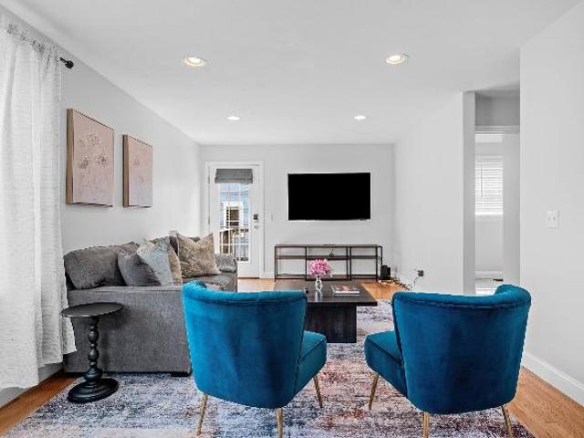 Townhouse for rent in Worcester, Massachusetts
