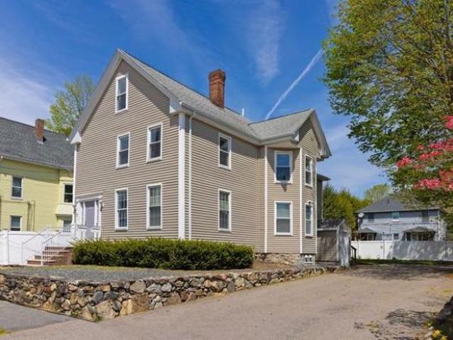 Townhouse for rent in Natick