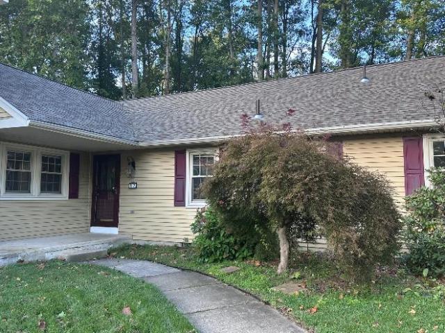 Townhouse for rent in Taunton Trace, Medford Township