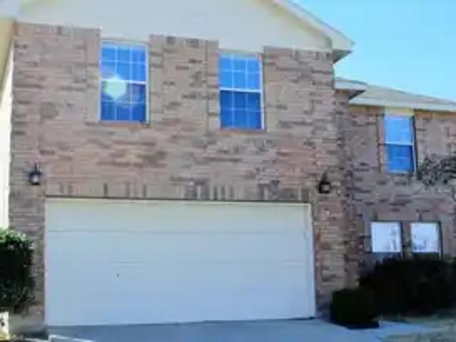 Apartment for rent in Rhome