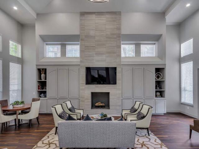 Apartment for rent in Addison
