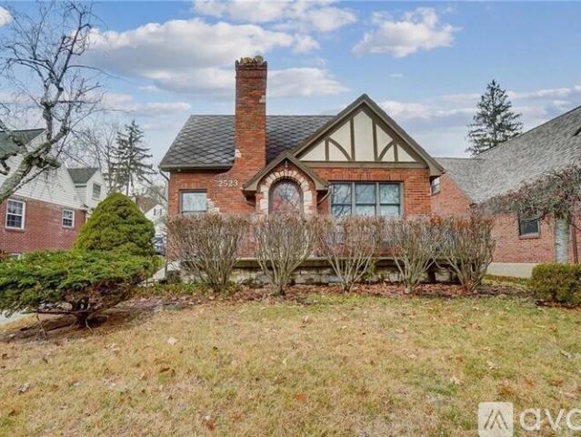 Apartment for rent in Oakwood, Montgomery County