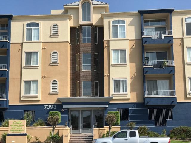 Apartment for rent in Canoga Park, California