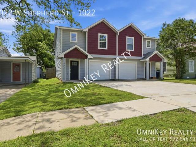 Condo for rent in Denison, Texas