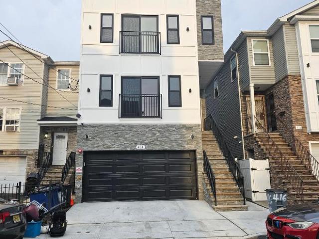 Condo for rent in Newark, New Jersey